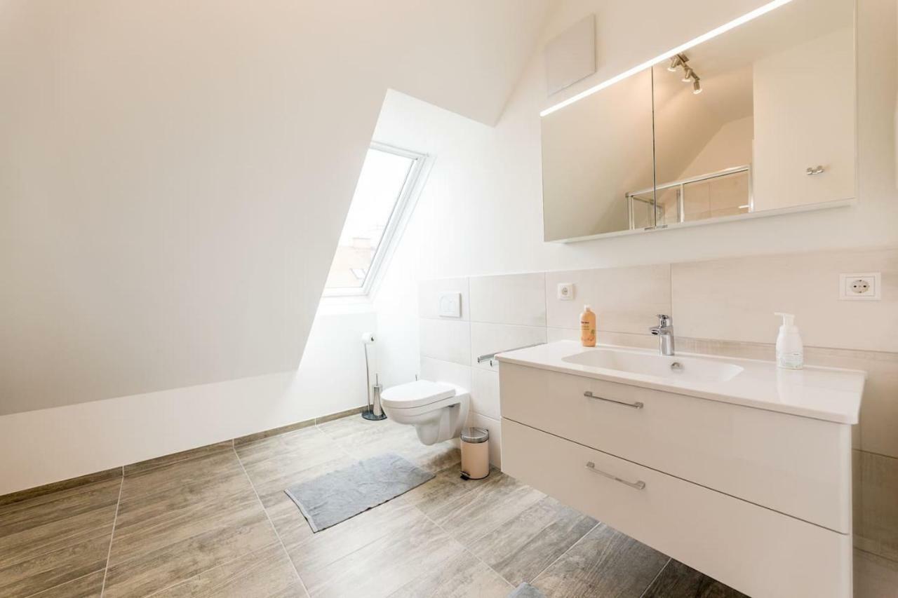 Grosse Dachgeschosswohnung Im Herzen Von غراتس المظهر الخارجي الصورة